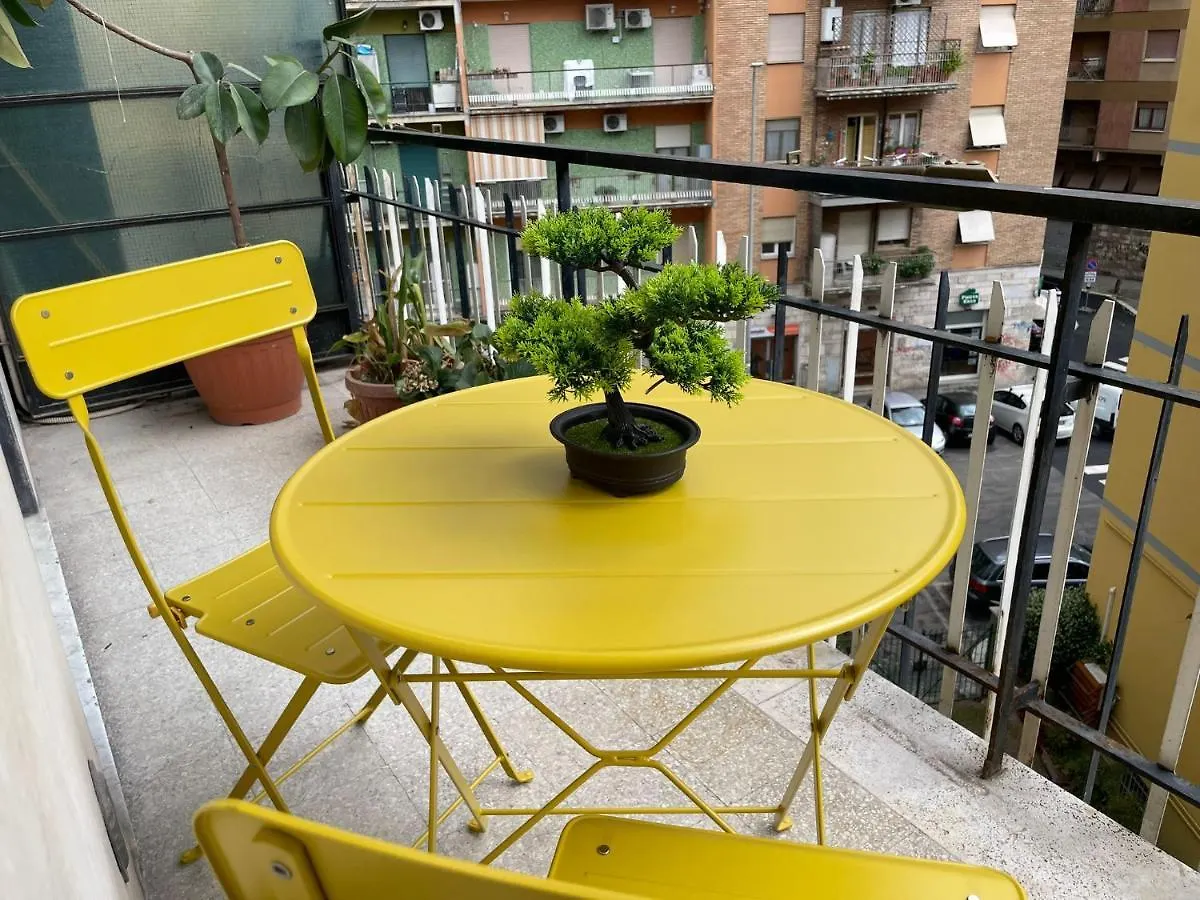 Comfort A Cinque Fermate Dal Centro Rome Apartment