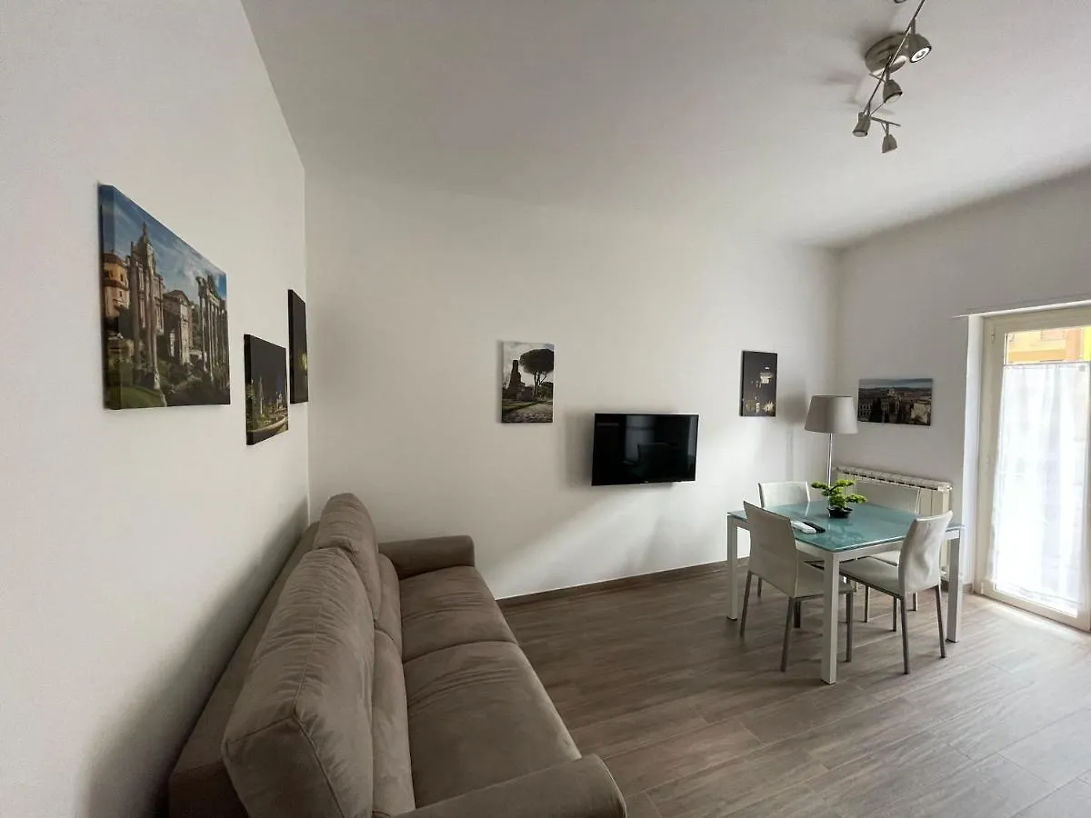 Comfort A Cinque Fermate Dal Centro Rome Apartment
