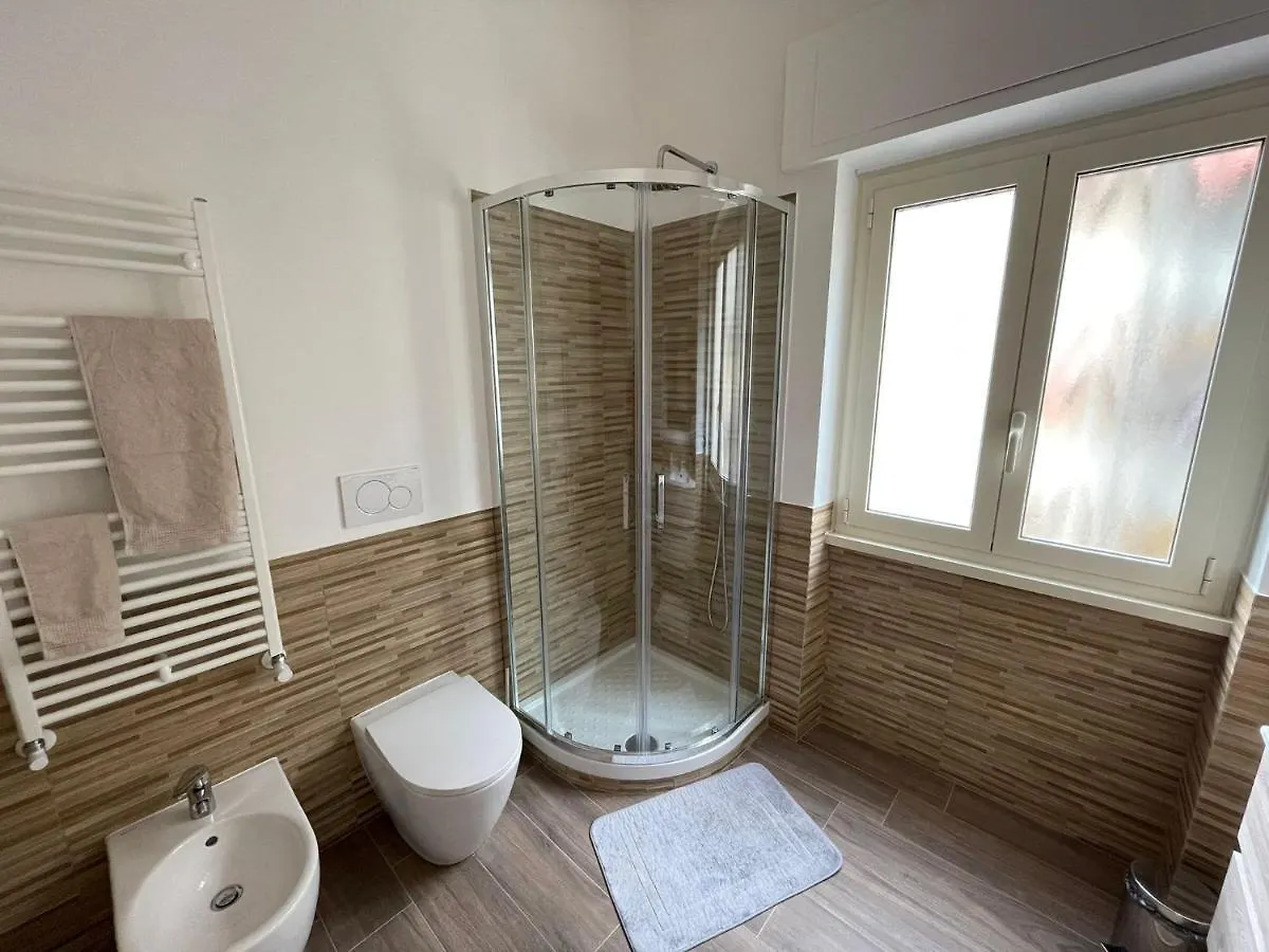 Comfort A Cinque Fermate Dal Centro Rome Apartment
